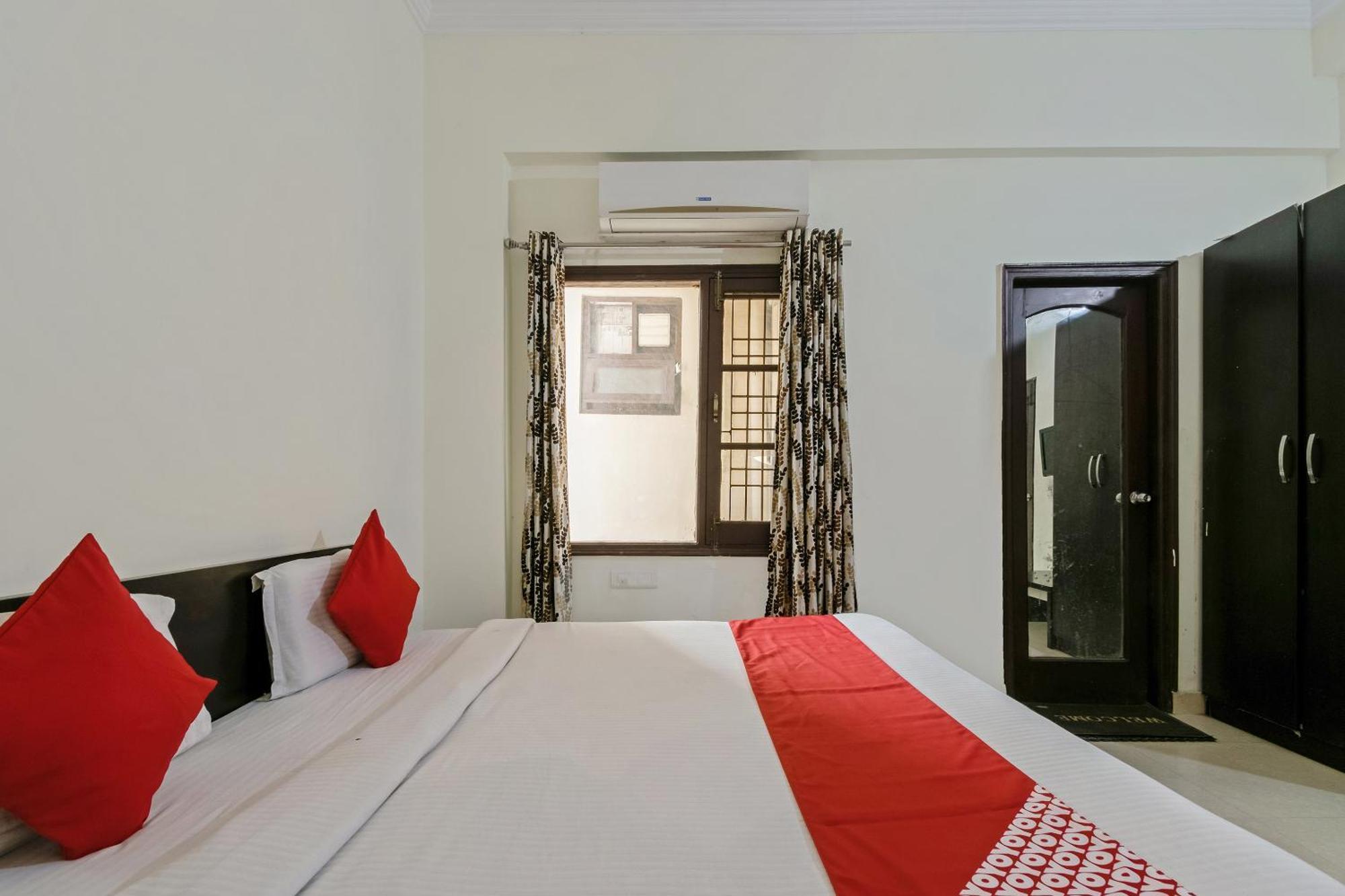 Oyo Hotel Triund Regency Katra  Ngoại thất bức ảnh