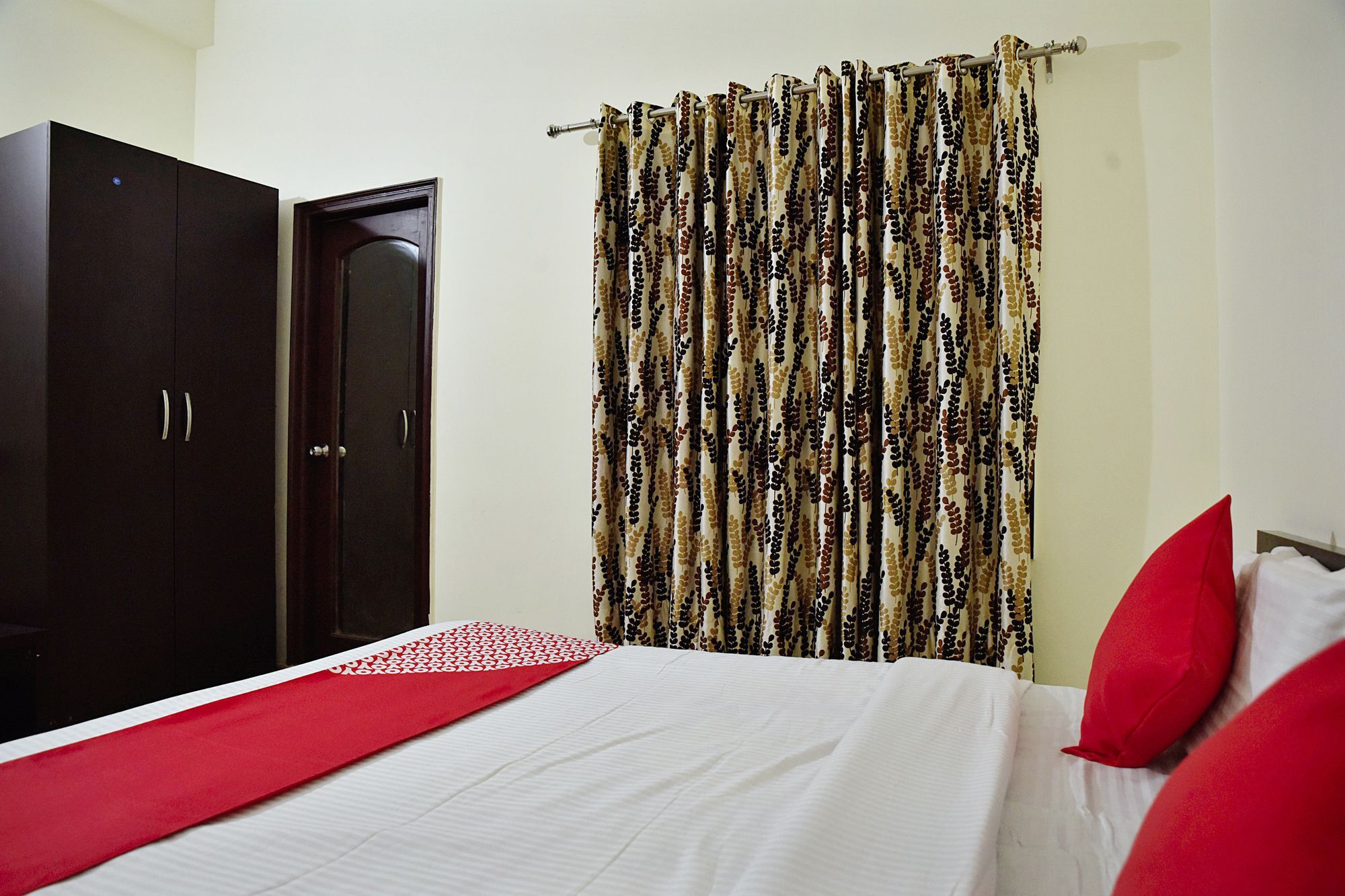 Oyo Hotel Triund Regency Katra  Ngoại thất bức ảnh