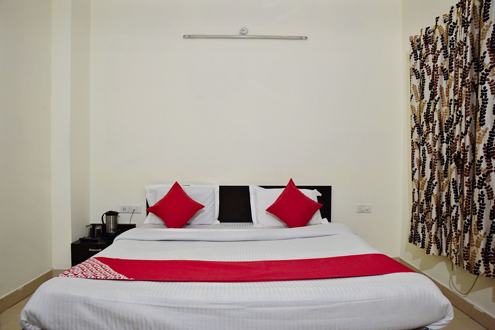Oyo Hotel Triund Regency Katra  Ngoại thất bức ảnh