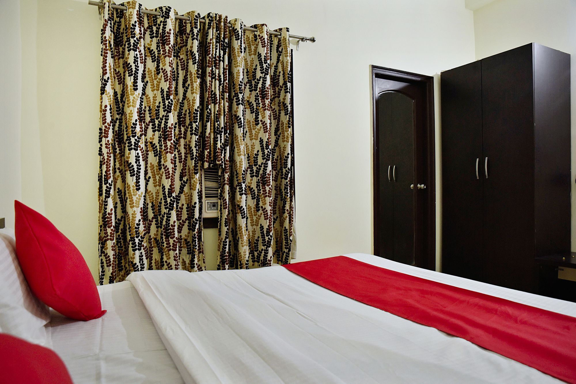 Oyo Hotel Triund Regency Katra  Ngoại thất bức ảnh